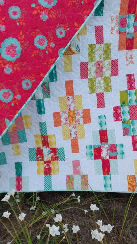 Moda Bake Shop Free Pattern, Jelly Roll Quilt, Moda Bake Shop, First Quilt, Easy Quilt, Jellyroll Quilts, Lap Quilt, Bake Shop, Easy Quilts