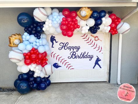 Baseball Party Balloon Garland, Baseball Theme Balloon Garland, Rookie Of The Year Balloons, Dodgers Theme Party Ideas, Baseball Theme Backdrop, Baseball Theme Balloons, Baseball Birthday Party Backdrop, Baseball Party Balloon Arch, Rookie Of The Year First Birthday Balloon Arch