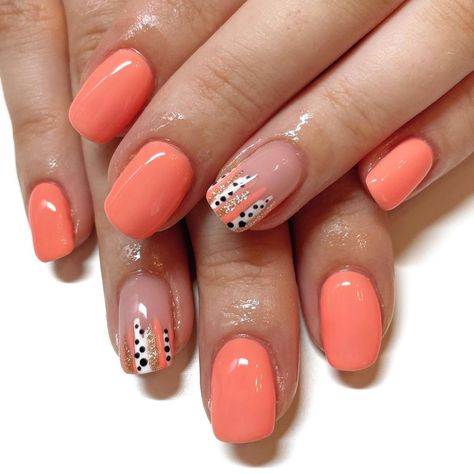 October Summer Holiday Nails, Coral Abstract Nails, Coral Holiday Nails Summer, Coral Nail Art Designs, Gel Coral Nails, Coral Glitter Nails Summer, Summer Nails Coral Design, Simple Coral Nails, Orange And Coral Nails