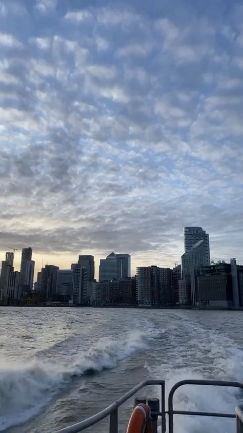 #CanaryWharf #sunset #sky #aesthetic #photography #London #UnitedKingdom #boatride #Thames #river London Boat Ride, Sunset Sky Aesthetic, Random Screenshots, Thames River, Photography London, Canary Wharf, Boat Ride, Sunset Sky, Sky Aesthetic