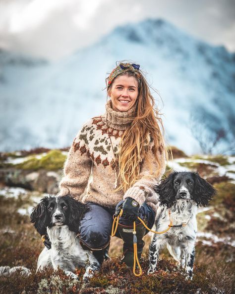 Icelandic Sweater Outfit, Mountain Cabin Outfit, Crochet Icelandic Sweater, Nordic Sweater Outfit, Islandic Sweater, Autumn Granola, Wool Sweater Outfit, Iceland Sweater, Hiking Vibes