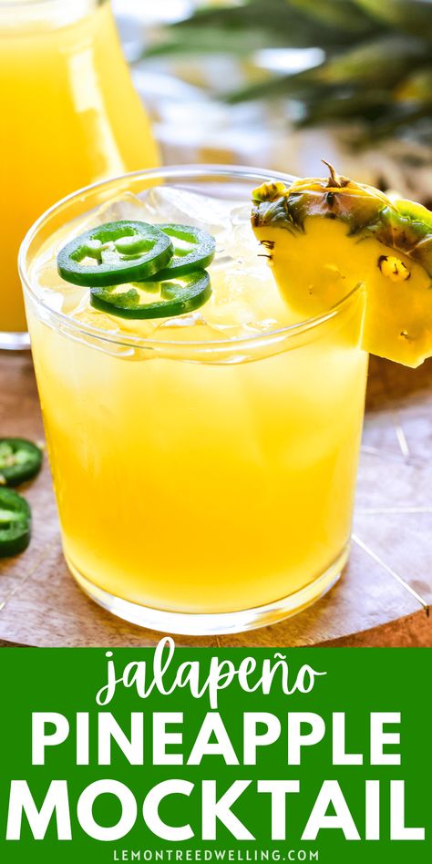 Flaming Pineapple Mocktail, Drinks For A Crowd Nonalcoholic, Pineapple Mocktail Non Alcoholic, Pineapple Drinks Nonalcoholic, Jalapeno Mocktail, Pineapple Mocktails, Jalapeno Lemonade, Jalapeño Pineapple, Jamaica Colors