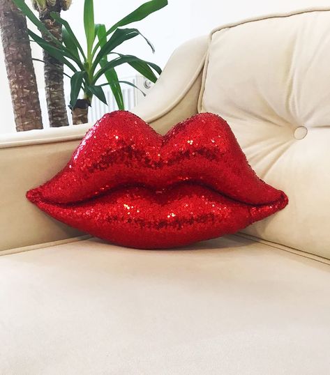 Sequin Lips, Lips Pillow, Glitter Pillows, Designer Pillows, Chic Room, Sequin Pillow, Gold Lips, Lip Shapes, Red Pillows