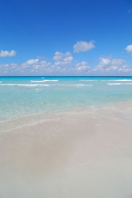 Varadero - Cuba Cuba Wedding, Varadero Beach, Cuba Beaches, Viva Cuba, Varadero Cuba, Travel International, Magic Places, Thirty Birthday, Vinales