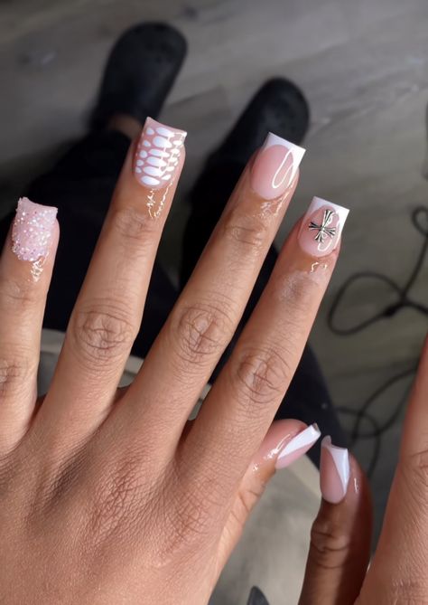 Senior Portraits Nails, Acrylic Toe Nails, Hard Nails, Colored Acrylic Nails, Girly Acrylic Nails, Work Nails, French Tip Acrylic Nails, Short Square Acrylic Nails, Long Acrylic Nails Coffin