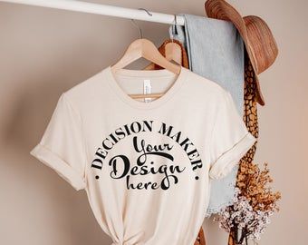 Bella and canvas flat lay mock | Etsy Clothing Flat Lay Ideas, T Shirt Flat Lay, Boutique Photos, Mock Up T Shirt, T-shirt Photography, Tshirt Business, Flats Outfit, Flatlay Styling, Flat Lays