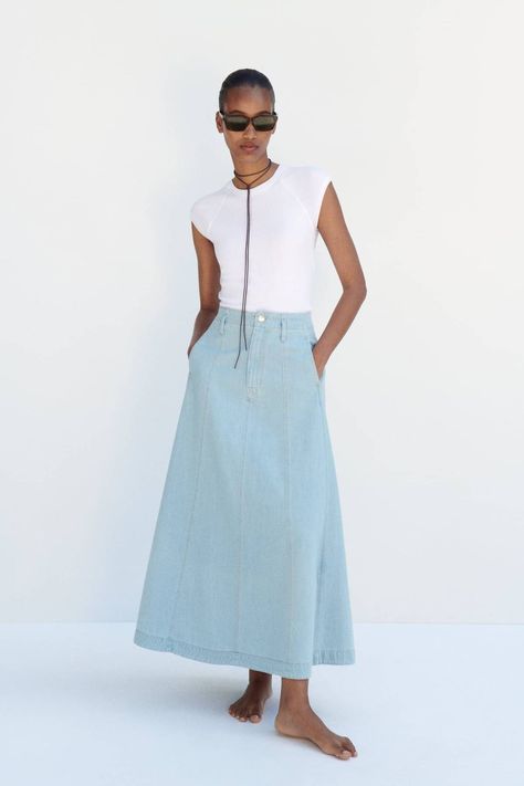 The 5 Modern Basics That Will Give You a Chic Look | Who What Wear UK Cape Skirt, Skirts 2023, Zara Midi Skirt, Skirts Casual, Flared Skirts, Cotton Skirts, 2023 Ss, Knit Maxi Skirt, Pleated Long Skirt