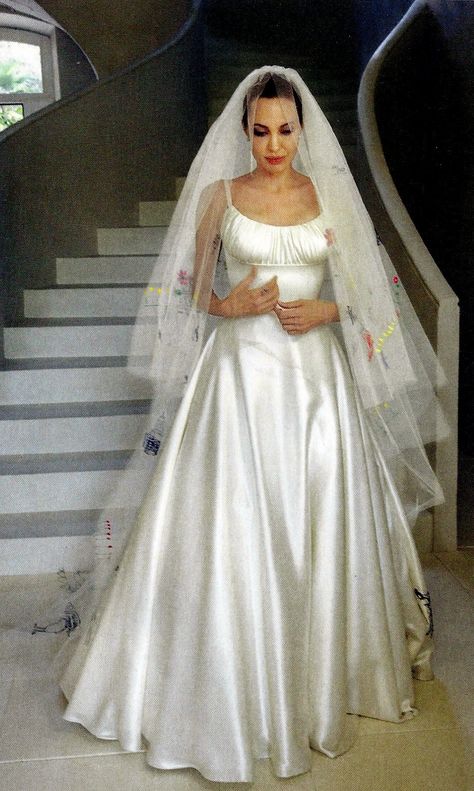 Angelina Jolie Wedding Dress, Angelina Jolie Wedding, Angelina Jolie Dress, Avengers Fanfic, Aesthetic Drinks, Wife Material, Victorian Wedding, Dream Wedding Ideas Dresses, Dreamy Wedding