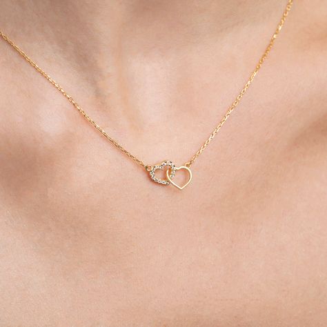 Two Heart Necklace, Heart Necklace Aesthetic, Aesthetic Necklace, Heart Pendent, Double Heart Necklace, Jewelry Heart, Double Heart, Pretty Gift, Simple Necklace