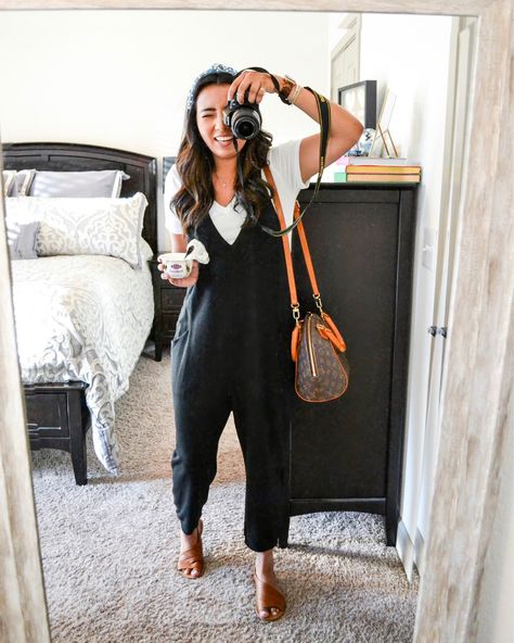 Spring Outfit Women, Jumpsuit Outfit Casual, Jumpsuits Summer, Photographer Outfit, Teaching Outfits, Summer Work, 2016 Trends, Jumpsuit Outfit, Office Casual