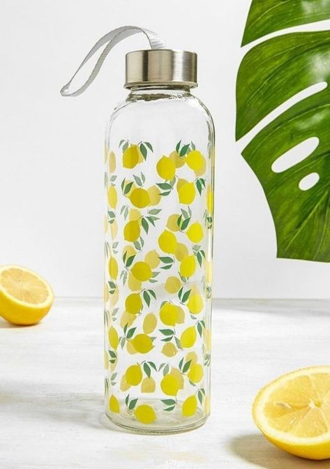 Dekor Engagement, Water Glass Bottle, Beach Bottle, Copo Starbucks, Glass Water Bottles, Trendy Water Bottles, Drinking Water Bottle, Cute Water Bottles, Drink Bottle