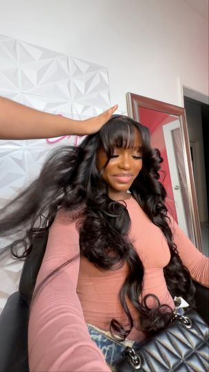 Wig Install + choppy bang + curls🔥🔥😍#hairdresser #hairtutorial #chicagohairstylist | Niyaa Allen | bthompsonmusic · Original audio Wig Install With Bangs, Bangs And Curls, Hair Dues, Choppy Bangs, Wig Install, Hair Due, Front Lace Wigs Human Hair, Wigs With Bangs, Frontal Wigs