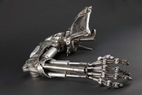 Terminator Arm, Robotic Prosthetics, T 800 Terminator, Robot Hand, Mechanical Arm, Art Appliqué, Arte Robot, Mechanical Hand, Robot Design