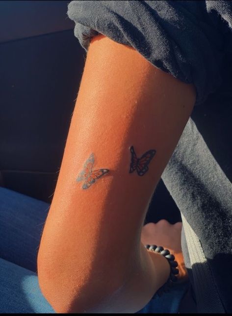 Tato Jari, Hamsa Tattoo, Filmy Vintage, Scar Tattoo, Inspiration Tattoos, Initial Tattoo, Tattoo Women, Tiny Tattoo, Stylist Tattoos