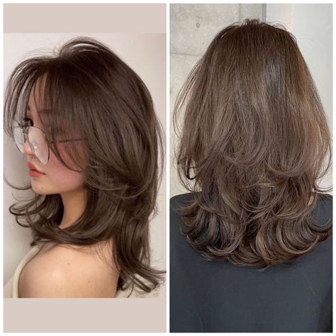 Butterfly Haircuts for Effortless Style Butterfly Straight Hair, Korean Haircut Oval Face, Butterfly Haircut With Wavy Hair, Layer Haircut Korean, Medium Length Hair Butterfly Cut, Butterfly Cut For Medium Hair, Asian Butterfly Haircut, Korean Layered Hair Medium Hairstyles, Butterfly Haircut Asian