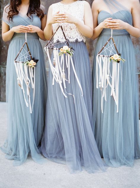 Boho brides, take note! This idea has your name written all over it. In this photo, we love how the mini dreamcatchers vibe with the flow-y bridesmaid dresses while also adding an alternative touch to an otherwise romantic look. Bouquet Alternatives, Bridesmaid Bouquet Alternatives, Alternative Bridesmaid, Dream Catcher Wedding, Alternative Wedding Bouquet, Modern Wedding Flowers, Boho Bouquet, Bridesmaid Flowers, Bride Bouquets