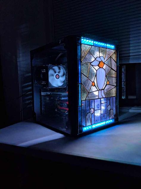 Imgur Post - Imgur Gaming Pc Build, Computer Build, Custom Computer, Custom Pc, Glass Projects, Glass Artwork, Pc Setup, Computer Case, Pc Cases