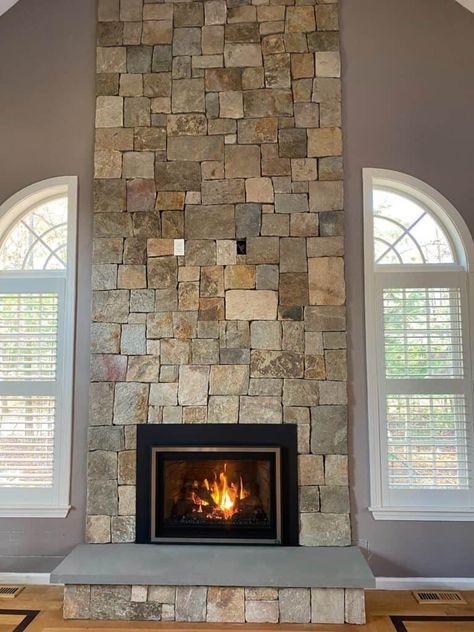 Stoneyard Colonial Tan Square & Rec FIreplace by Collier Masonry Modern Stone Fireplace, Veneer Fireplace, Stone Veneer Fireplace, Cottage Extension, Stone Veneer Panels, Fireplace Stone, Natural Stone Fireplaces, Oak Trim, Fireplace Set