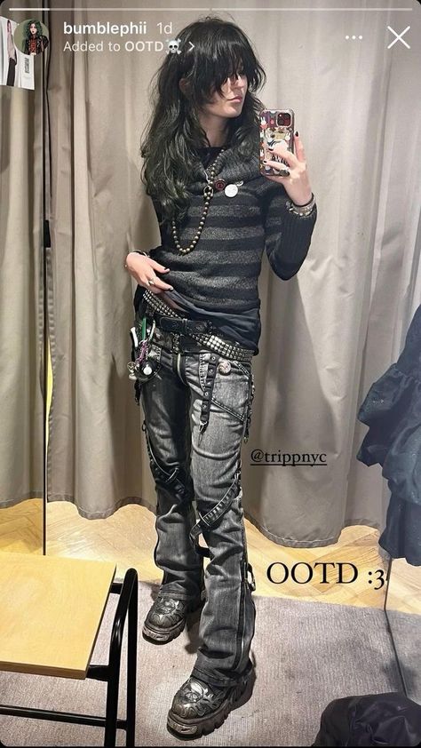 Emo Outfit Inspo Masc, Male J Fashion, Punk Fits Male, Alt Outfit Inspo Masc, Vkei Outfits Masc, Alt Outfit Men, J Fashion Men, Visual Kei Outfits Male, Mall Goth Masc