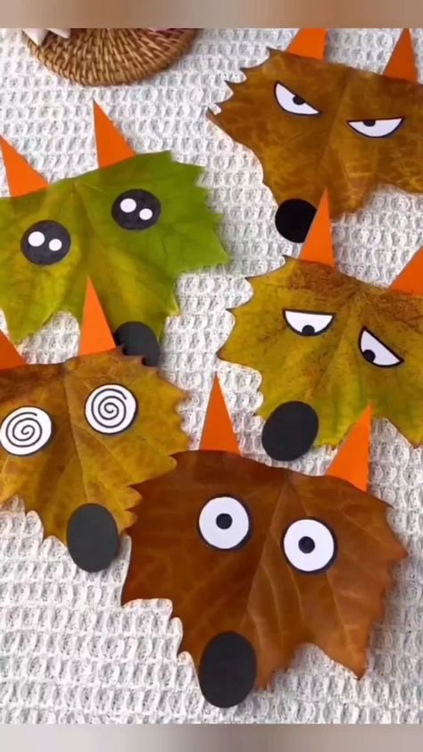 Høstaktiviteter For Barn, Fun Fall Crafts, Fall Arts And Crafts, Toddler Arts And Crafts, Leaf Crafts, Aktivitas Montessori, Autumn Crafts, Fall Crafts For Kids, Toddler Art