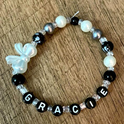 Gracie Abrams Bracelet Handmade New Without Tags Always Open To Bundles And Offers! Gracie Abrams Bracelet Idea, Gracie Abrams Friendship Bracelet, Gracie Abrams Bracelet, Tsou Concert, God Bracelet, Concert Bracelets, Eras Bracelets, Bracelets Inspiration, Swift Bracelets