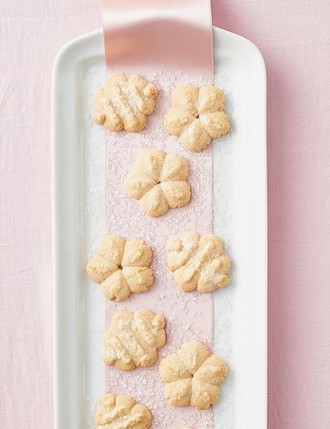 Orange Spice Spritz Cookies Recipe - Life:Beautiful Magazine Cookie Press Recipes, Spritz Cookie Recipe, Classic Hot Chocolate, No Flour Cookies, Spritz Cookies, Ginger And Cinnamon, Sprinkle Cookies, Cookie Press, Sugar Crystals