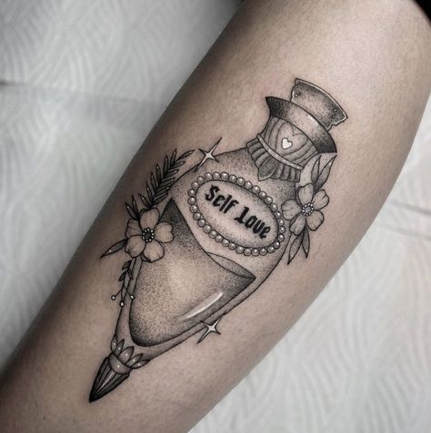 Aqua Tofana Bottle Tattoo, Self Love Potion Tattoo, Love Poison Tattoo, Poison Tattoo Bottle, Jar Tattoo Design, Love Potion Tattoo, Potion Bottles Drawing, Poison Bottle Tattoo, Potion Bottle Tattoo