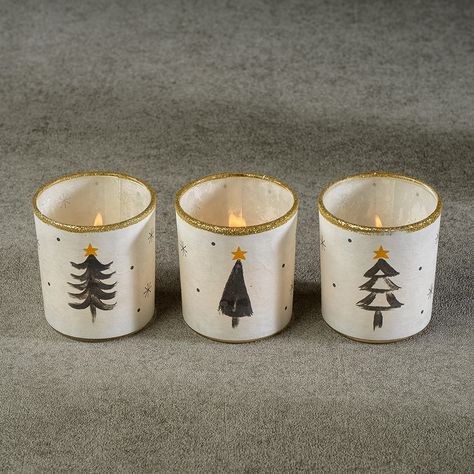 Christmas Pottery Painting, Christmas Tea Light Holder, Ideas Ceramica, Car Candles, Clay Christmas Decorations, Interiors Kitchen, Ceramic Christmas Decorations, Pottery Candle Holder, Clay Candle