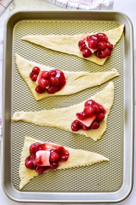 Cherry Turnovers Lemon Tree Dwelling Recipe, Pillsbury Crescent Recipes With Cherry Pie Filling, Cherry Turnovers With Crescent Rolls, Cherry Pie Bites Crescent Rolls, Cheesecake Turnovers, Cressant Rolls, Cherry Bites, Cherry Turnover, Crescent Roll Recipes Dessert