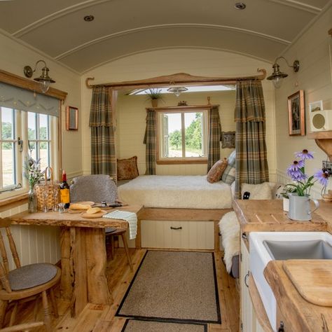 Abberton Shepherd's Hut Retreat - Rustic charm meets luxury in Worcestershire Shepards Hut Interior, Shepherd Hut Plans, Shepards Huts Interior, Shepherds Hut Interior Ideas, Shepherds Hut Interior, Shepard Hut, Hut Interior, Shepherds Hut For Sale, Garden Huts