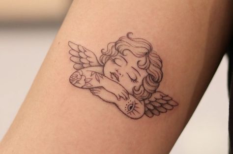 Baby Angel Tattoo, Cupid Tattoo, Cherub Tattoo, Elbow Tattoos, Kawaii Tattoo, Angel Tattoo Designs, Rosen Tattoo, Pretty Tattoos For Women, Shoulder Tattoos For Women