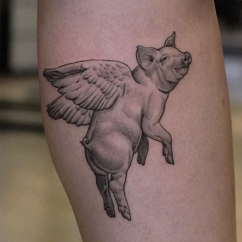 Grey Realism Tattoo, When Pigs Fly Tattoo, Pig Flying Tattoo, Flying Animal Tattoo, Black And Grey Animal Tattoos, Pig With Wings Tattoo, Apollo Tattoos, Black And Grey Realism Tattoo Design, Flying Pig Drawing