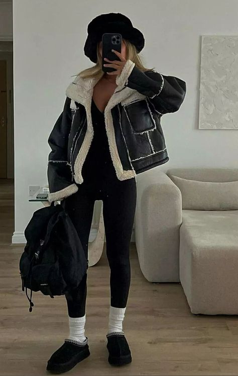 Black Fur Coat Outfit, Faux Leather Jacket Outfit, Sherpa Jacket Outfit, Fur Jacket Outfit, White Fur Jacket, Fur Outfit, Winter Jacket Outfits, Strappy Jumpsuit, Aviator Jacket