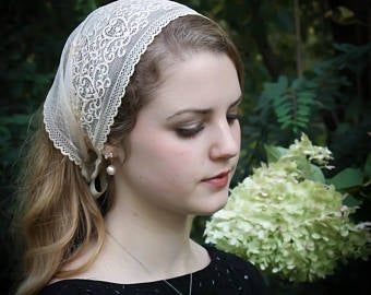 Lace Headwrap, App Lock, Christian Head Covering, Head Wrap Styles, Chapel Veil, Lace Headband, Head Scarves, Lace Vintage, Beautiful Muslim Women