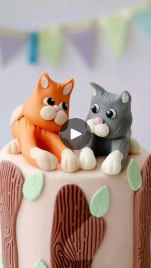 886 reactions · 166 shares | Easy cats cake topper  #catcaketopper #fondantcat #catcake #fondantfigurines # caketoppertutorial #howtomakecaketopper | Cake Topper Street/ Easy to follow video tutorials | cake.topper.street · Original audio Cats Cake, Cat Cake Topper, Diy Videos Tutorials, Cat Cake, Diy Videos, Video Tutorials, Fun Desserts, How To Make Cake, Biscotti