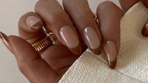 Fall Almond Nails, Almond Nails French, Simple Fall Nails, Nagellack Trends, French Tip Nail Designs, French Tip Acrylic Nails, Classic Nails, Fall Acrylic Nails, Homecoming Nails