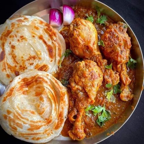 Bangladeshi Aesthetic, Indian Fast Food, Bangladeshi Food, Popular Dinner Recipes, Favorite Recipes Dinner, Tasty Recipes Videos, Food Menu Design, Food Therapy, Delicacy Food