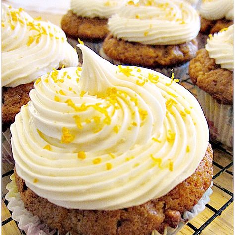 Pregnant? You May Want to Make a Groaning Cake! {#Recipe} - Older Mommy Still Yummy Moist Spice Cake, Pistachio Cupcakes, Vanilla Bean Frosting, Spice Cake, Cake With Cream Cheese, Cake Frosting, Banana Cake, Healthy Dessert, Cream Cheese Frosting