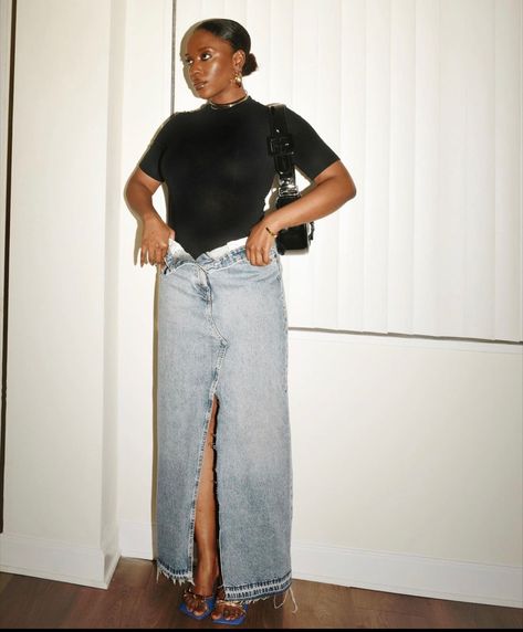 Long Denim Skirt Outfit Black Women, Long Jean Skirt Outfits Black Women, Outfit Jupe En Jean, Maxi Denim Skirt Outfit, Long Denim Skirt Outfit, Denim Skirt Outfit, Maxi Denim Skirt, Denim Skirt Outfits, Effortlessly Chic Outfits