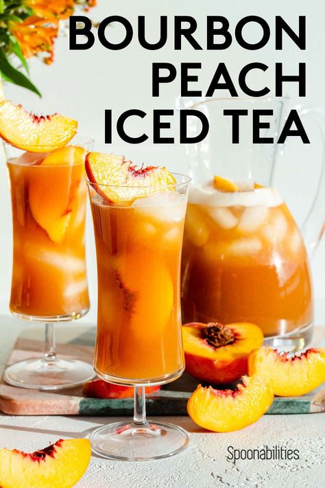 Peach Tea Cocktail, Sweet Tea Recipe, Mixology Recipes, Peach Iced Tea, Iced Tea Cocktails, Sweet Tea Recipes, Fruity Cocktail, Iced Tea Pitcher, Perfect Summer Drink