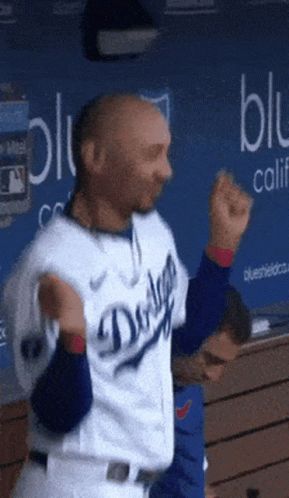 Dodgers Meme Funny, Dodgers Win Memes, Mookie Betts Dodgers, Dodgers Funny, Dodgers Meme, Dodgers Win, Dodgers Nation, Athlete Motivation, Latina Aesthetic