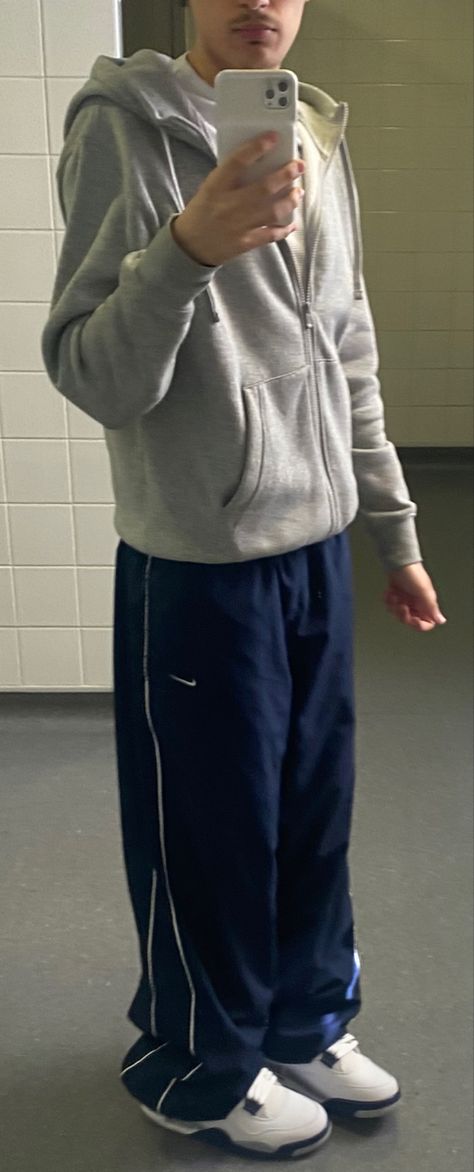 Dark Blue Track Pants Outfit, Navy Baggy Pants Outfit, Blue Adidas Track Pants Outfit, Adidas Sweatpants Outfit Men, Baggy Sweat Pants Outfit, Blue Nike Sweatpants Outfit, Navy Track Pants Outfits, Blue Sweatpants Outfit Men, Trackpant Outfit Men