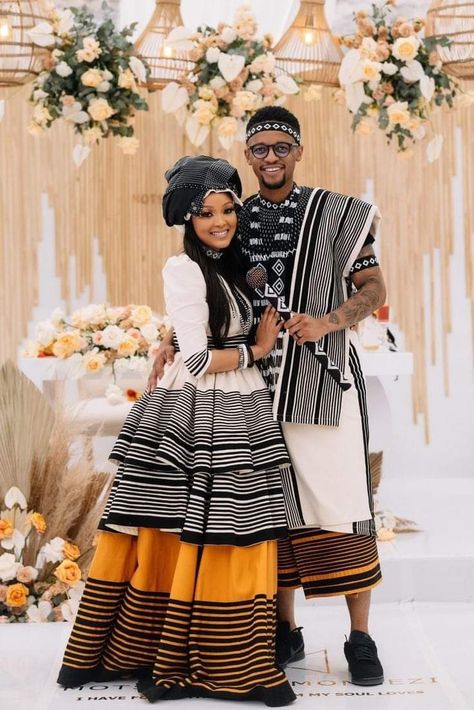 Xhosa Wedding Attire, Xhosa Wedding Dresses, Xhosa Wedding, Zulu Traditional Attire, Xhosa Traditional Attire, Xhosa Attire, South African Traditional Dresses, African Traditional Wear, African Traditional Wedding Dress