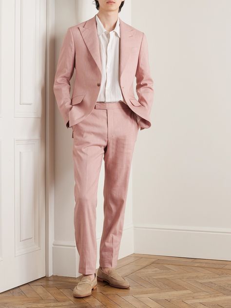 Find RICHARD JAMES Straight-leg Linen-blend Suit Trousers Uk/us 30 on Editorialist. Founded on Savile Row in 1992, Richard James is renowned for its colourful suiting. These straight-leg trousers are tailored from a comfortable linen-blend and have side adjusters, so they feel nice and streamlined. Style yours with the matching jacket. Pink Suit Groomsmen, Pink Outfit Men, Light Pink Suit, Pink Suit Men, Cocktail Attire Men, Richard James, Flannel Suit, Pink Trousers, Pink Stuff