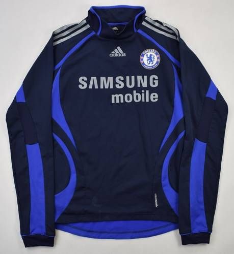 Vintage Chelsea Jersey, Blue And Green Outfit, Nike Spiderman, Jerseys Outfit, Aesthetic Jacket, Soccer Clothes, Aesthetic Adidas, Chelsea Shirt, Chelsea Soccer