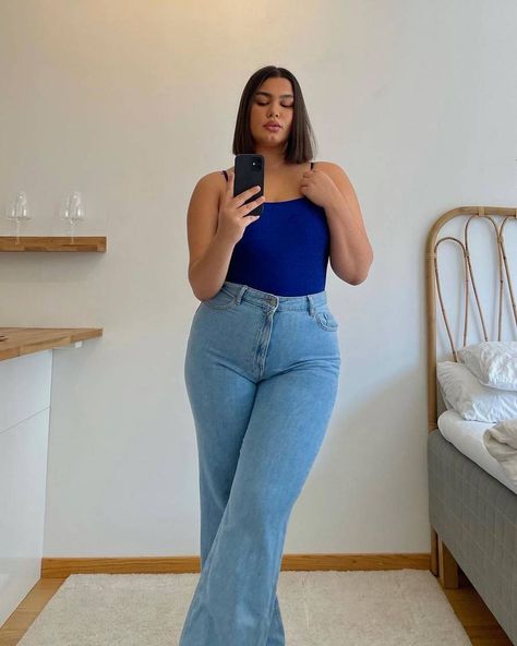 6 Effortless Summer Outfits That Will Earn You Compliments | Who What Wear Plus Size Aesthetic Outfits, Mid Size Outfits, Mumbo Jumbo, Mid Size Fashion, Look Plus Size, Western Clothing, Diy Vetement, Summer Outfit Ideas, Mein Style