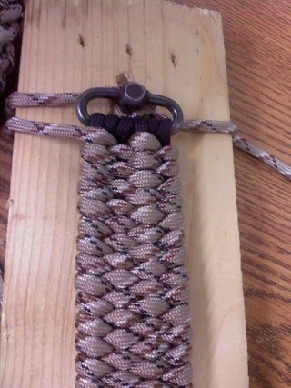 Paracord Rifle Sling: 6 Steps Paracord Sling, Paracord Watch, Paracord Braids, Make Your Own Bracelet, Paracord Bracelet Diy, 550 Cord, Paracord Tutorial, Paracord Knots, Parachute Cord