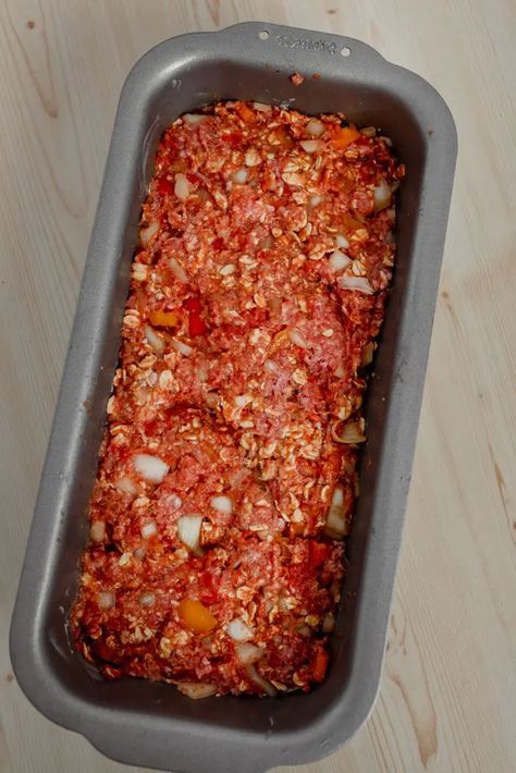 Bobby Flay Meatloaf Recipe, Paula Deans Meatloaf, Paula Deen Meatloaf Recipes, Paula Deen Meatloaf, Cheeseburger Meatloaf Recipes, Recipes With Diced Tomatoes, Tasty Meatloaf Recipe, Pork Sausage Recipes, How To Cook Meatloaf