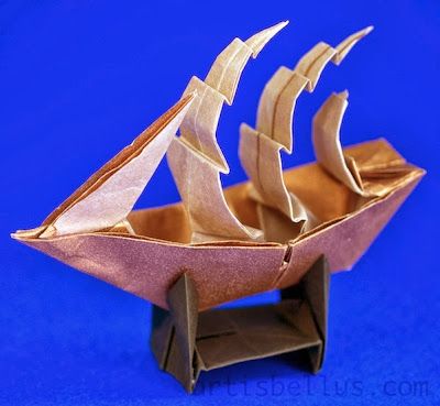 Origami Decoration: Full-rigged Ship Ship Origami, Origami Ship, Sea Motifs, Origami Japan, Origami Decoration, Origami Models, Origami Ideas, Japanese Origami, Diy Mobile