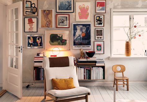 9 Ways to Layout Your Gallery Wall Modern Appartement, Hemma Diy, Apartment Bedroom Decor, Small Living Room Decor, Room Deco, Gallery Wall Decor, 아파트 인테리어, Design Apartment, Interior Modern